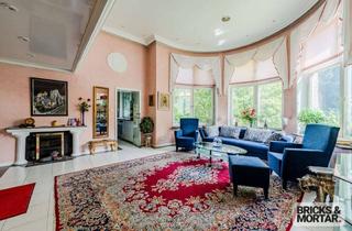 Wohnung kaufen in Hagenplatz, 14193 Grunewald, Erstklassige 2-Zimmerwohnung in Grunewalds Premiumlage – Bezugsfrei am renommierten Hagenplatz