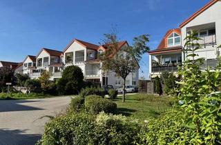 Wohnung kaufen in Am Langen Grund, 12529 Schönefeld, Bezugsfreie 2,5-Zimmer Dachgeschosswohnung mit Stellplatz und Hobbyraum in Großziethen / Schönefeld