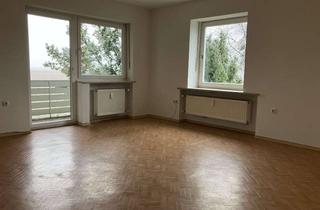 Wohnung mieten in 94342 Straßkirchen, 3-Zimmer-Wohnung am Ortsrand mit Balkon & Garten