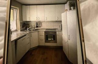 Wohnung mieten in Bertholdstraße, 76530 Innenstadt, Vollmöblierte Mod. 2ZKB mit Balkons und Tiefgaragenplatz