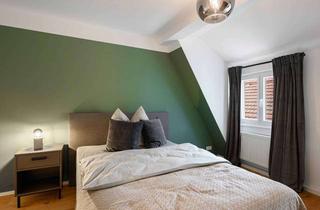 WG-Zimmer mieten in Stubaier Straße 12, 70327 Untertürkheim, Zimmer Zimmer in der Stubaier Straße