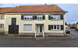 Haus mieten in Kreuzstraße 11, 78224 Singen, Geräumiges Einfamilienhaus mit 2 Stellplätzen in Singen (Hohentwiel)