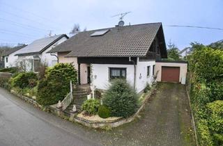 Haus kaufen in 66763 Dillingen, Dillingen / Diefflen - Gepflegtes Ein - Zweifamilienhaus ruhig gelegen im Grünen