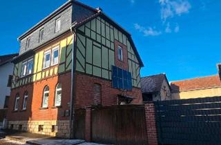 Haus kaufen in 99448 Kranichfeld, Kranichfeld - Zweifamilienhaus mit Potenzial für Handwerker