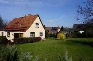 Einfamilienhaus kaufen in 08538 Weischlitz, Weischlitz - Doppelhaushälfte Einfamilienhaus mit großem Grundstück