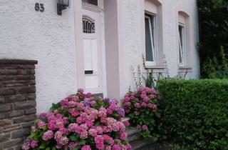 Wohnung mieten in 51429 Bergisch Gladbach, Hochwertig renovierte Altbauwohnung - zentrale lage in Bensberg