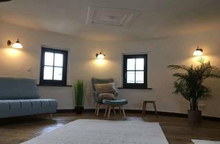 Wohnung mieten in Marktplatz, 83471 Berchtesgaden, Helle 2-Zimmer-Wohnung im historischen Hirschenhaus mit klassischem Altbaucharme