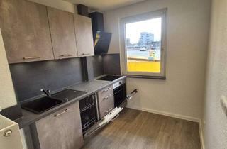 Wohnung mieten in Goethestraße 42, 63067 Kaiserlei, Erstbezug nach Sanierung: 3-Zi.-Wohnung mit Balkon im 3. OG in Offenbach Stadtmitte