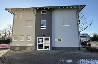 Anlageobjekt in 76448 Prätoriusstr., 76448 Durmersheim, Helle Dachgeschosswohnung mit Tageslichtbad und Stellplatz