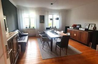 Wohnung kaufen in Obotritenring 229, 19053 Weststadt, 4 bis 6-Zimmer-Altbau-Wohnung mit Balkon in Schwerin Weststadt