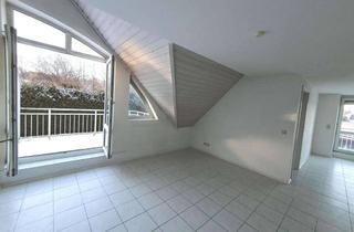 Wohnung mieten in 82319 Starnberg, Dachgeschosswohnung mit zwei Balkonen in Stanberg zu vermieten.