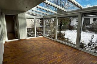 Wohnung mieten in Heinrich-Heine-Str. 14, 84069 Schierling, Großzügige EG-Wohnung mit privatem Garten & Wintergarten – 4 Zi. + Esszimmer in Schierling