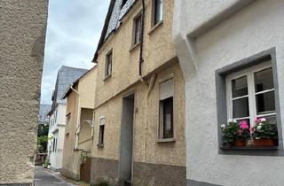 Haus kaufen in 56814 Bruttig-Fankel, Bruttig-Fankel - Ehemaliges Winzerhaus mit vermieteten Nebengebäude