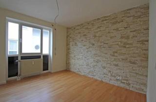 Wohnung kaufen in 01156 Dresden, Dresden - Top Altersvorsorge mit 4,8% Mietrendite, Stellplatz, Balkon & EBK