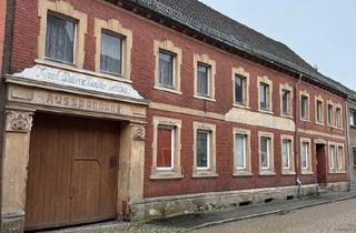 Wohnung kaufen in 16949 Putlitz, Putlitz - Mehriamilienhaus mit 5 Wohneinheiten in