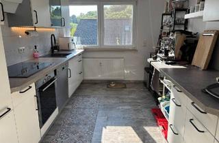 Wohnung kaufen in 71706 Markgröningen, Markgröningen - Familienfreundliche 5-Zimmer-Wohnung mit Balkon, Garten & Garage