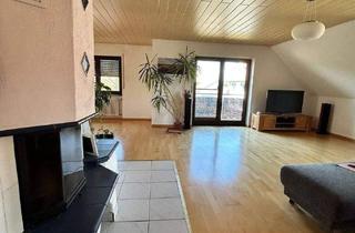 Wohnung kaufen in 79369 Wyhl, Wyhl - 3-Zimmer-Dachgeschosswohnung - Wohnen im Zweifamilienhaus mit Privatsphäre