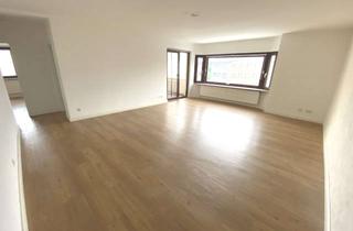 Wohnung kaufen in 38114 Braunschweig, 3 Zi.-Etw. mit Loggia u. Gäste WC, inkl. Tiefgaragenstellplatz, Citynah an Celler Str.
