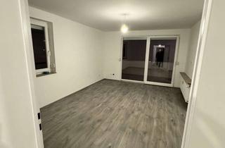 Wohnung mieten in 90547 Stein, Erstbezug nach Kernsanierung – 3-Zimmer-Wohnung mit Balkon & Garage in Stein