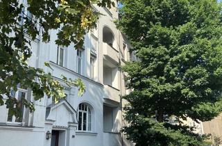 Wohnung mieten in Dinterstraße 36, 04157 Gohlis-Mitte, Modernisierte Wohnung mit zwei Zimmern und Balkon in Leipzig