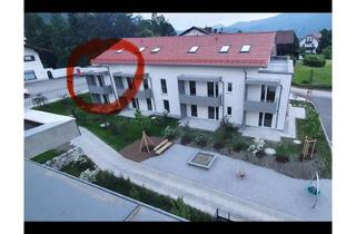 Wohnung mieten in Berchtesgadener Str. 35, 83457 Bayerisch Gmain, Neuwertige 3-Zimmer Wohnung mit Balkon in Bayerisch Gmain