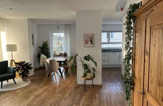 Wohnung mieten in 88045 Friedrichshafen, Lichtdurchflutete 3-Raum-Wohnung mit EBK, Südwest-Balkon + überdachtem Stellplatz in FN