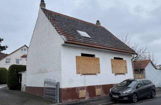 Einfamilienhaus kaufen in 61184 Karben, Freistehendes Einfamilienhaus in Groß-Karben im Rohbauzustand. Aufstockung möglich!