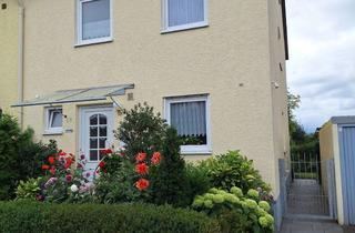 Doppelhaushälfte kaufen in 91074 Herzogenaurach, geräumige Doppelhaushälfte mit Garage in ruhiger Lage Niederndorfs