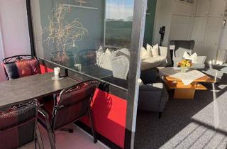 Wohnung kaufen in 23777 Heringsdorf, Charmante Ferienwohnung mit Meerblick, Loggia und Stellplatz – vollmöbliert und Endlage