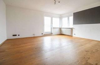 Wohnung kaufen in 73312 Geislingen, Helle 3-Zimmer-Wohnung mit großem Balkon, Einbauküche und Garage