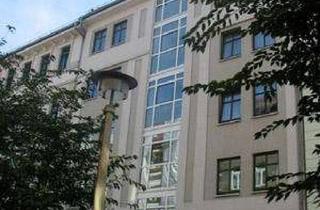 Wohnung mieten in Parkstraße 21, 06108 Halle, Schöne 2 Zi-Wohnung mit Balkon, Einbauküche, Laminat und Badewanne im Charlottenviertel