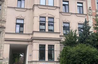 Wohnung mieten in Georg-Cantor-Straße 12, 06108 Halle, Gepflegte 2,5-Zimmer-Wohnung mit Aufzug, Balkon & Stellplatz