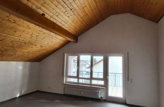 Wohnung mieten in 79346 Endingen, Frisch renovierte lichtdurchflutete DG-Wohnung mit großem Balkon