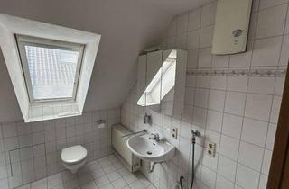 Wohnung mieten in Hintere Straße 37, 75056 Sulzfeld, Helle 3-Zimmer Dachgeschosswohnung mit Balkon in Sulzfeld