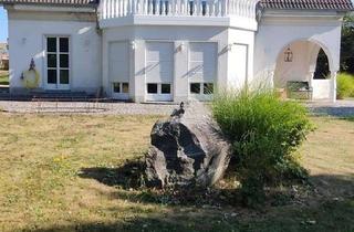 Haus mieten in 84106 Volkenschwand, Exklusives Refugium in Volkenschwand: Wohnen im Grünen mit Sauna und parkähnlichem Garten