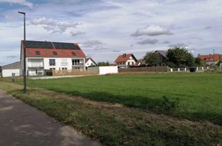 Grundstück zu kaufen in Erlenstraße, 86551 Aichach, Großes Baugrundstück für flexible Bebauung in Aichach-Ecknach