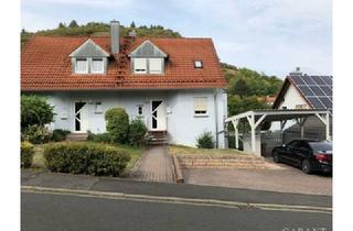 Einfamilienhaus kaufen in 97762 Hammelburg, Gepflegte Doppelhaushälfte mit Platz für die ganze Familie