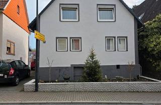 Einfamilienhaus kaufen in 74850 Schefflenz, Schefflenz - Familienhaus in Schefflenz mit großer Küche & neuer Pelletheizung