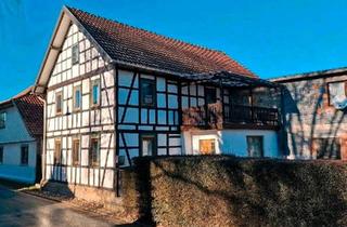 Haus kaufen in 98663 Heldburg, Heldburg - Haus auf dem Lande mit großem Garten, Scheune & ruhiger Randlage