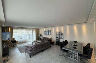 Wohnung kaufen in Hauptstraße 131, 51503 Rösrath, Neu im Angebot: Modernisierte Wohnung mit Terrasse, EBK & Stellplätzen