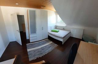 Wohnung kaufen in 46236 Bottrop, Charmante Dachgeschosswohnung (Eigentumswohnung) in Bottrop-Batenbrock