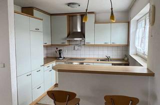 Wohnung mieten in 89281 Altenstadt, Teilmöblierte sehr schöne helle Wohnung mit Balkon nur an eine einzelne Person zu vermieten