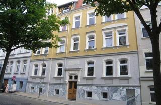 Wohnung mieten in Streiberstr. 46, 06110 Halle, großzügige 1-Zi.-Whg., Einbauküche, Hof/Südgarten
