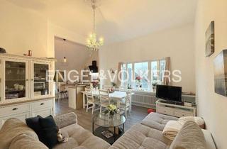 Wohnung mieten in 26316 Varel, Stilvolle Altbauwohnung mit modernen Akzenten in Varel