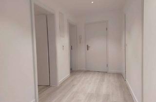 Wohnung mieten in Oranienstraße 27, 65185 Wiesbaden, Oranienstraße: Erstbezug nach Sanierung - schicke 4 ZKB im 3.OG