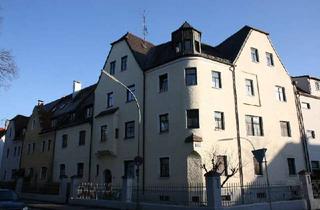 Wohnung mieten in 84034 West, Wohnen mit Blick auf den Stadtpark - Altbau