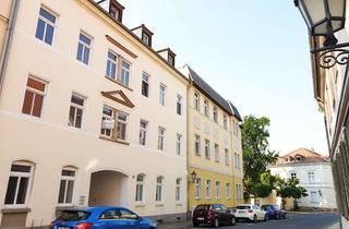 Wohnung mieten in Frauenstr. 20, 04668 Grimma, wohlfühlen in sanierter Altstadtwohnung mit Eckbadewanne und kleiner Einbauküche