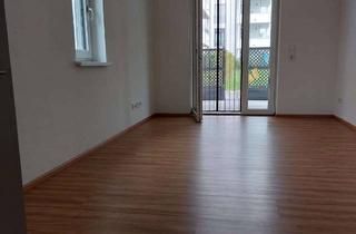 Wohnung mieten in Herzog-Ludwig-Straße, 94315 Alburg, Neuwertige, zentrumsnahe 2-Zimmer-Wohnung mit Terrasse & Tiefgarage in Straubing