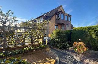 Haus kaufen in 24306 Plön, Großzügiges Haus mit Seeblick in Plön!