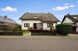 Haus kaufen in 56821 Ellenz-Poltersdorf, Ellenz-Poltersdorf | 1-2 Familienhaus | 2 Garagen | idealer Grundriss